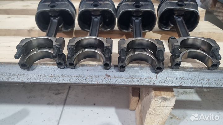Шатуны с поршнем на солярис 1.6