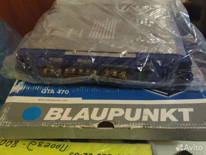 Автомобильный усилитель 4 канала