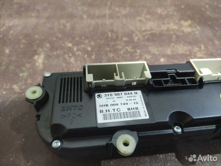 Блок управления отопителем Skoda Superb 2