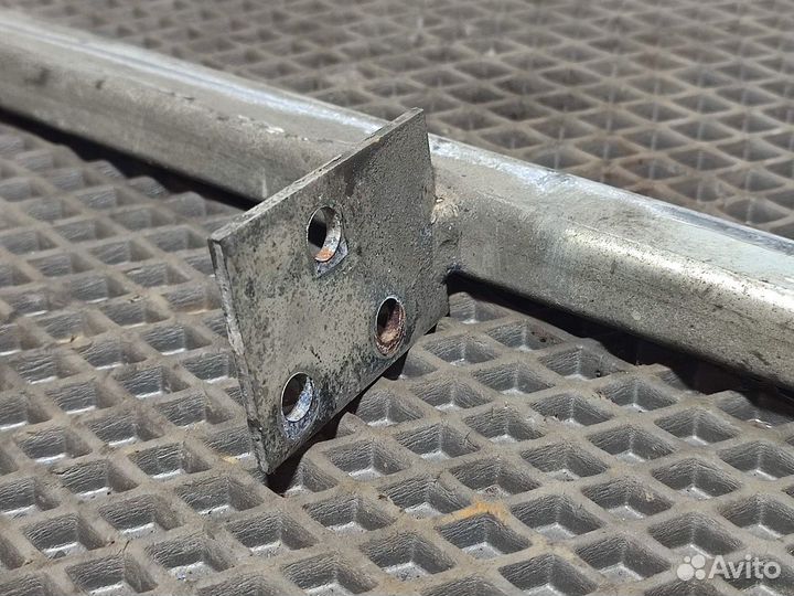 1297302 Кронштейн продолжения двери левой