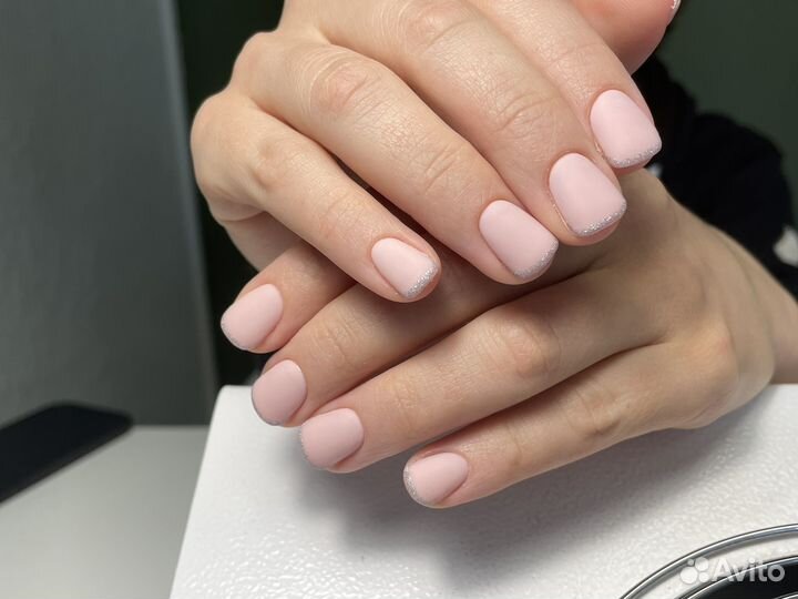 Маникюр в центре