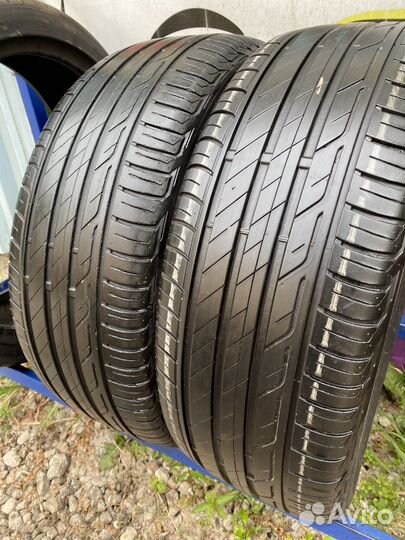 Bridgestone Turanza T001 225/50 R17