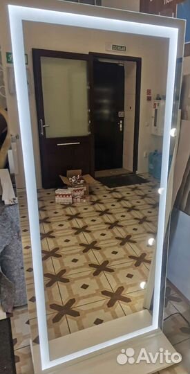 Гримерное зеркало