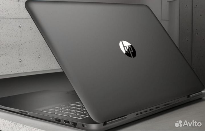 Ноутбук HP 15-ay027ur 15.6