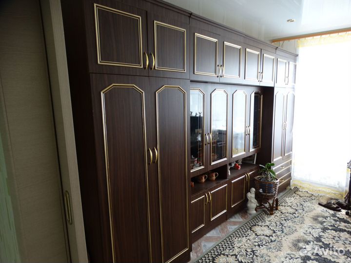 Стенка в гостиную