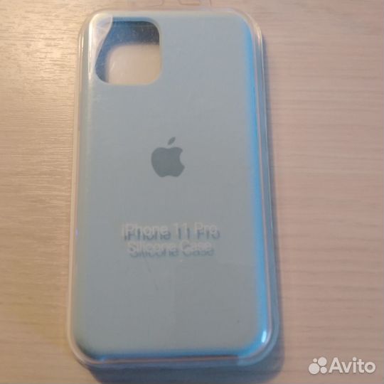 Чехол на iPhone 11 pro силиконовый голубой цвет