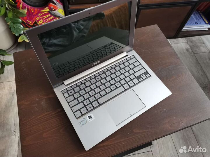 Ноутбук asus UX21E