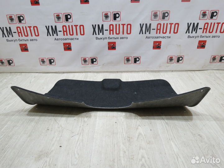 Обшивка крышки багажника Skoda Rapid