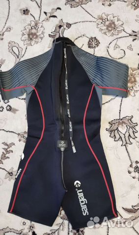 Гидрокостюм