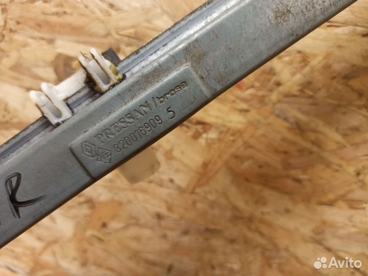 Подъемник передний правый электро Renault Symbol