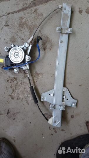 Стеклоподъемник задний левый Шевроле Лачети
