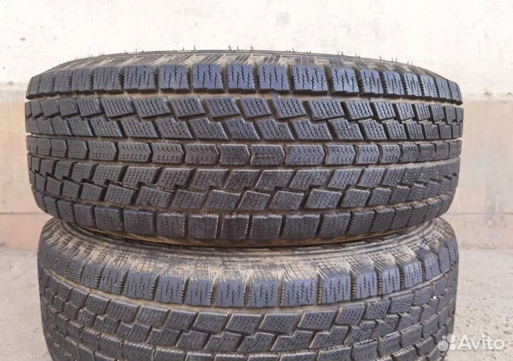 Hankook Nordik IS RW08 215/70 R15 98T