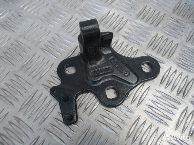 Петля двери Scania 2498540