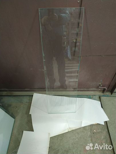 Каленое стекло 8мм, полки