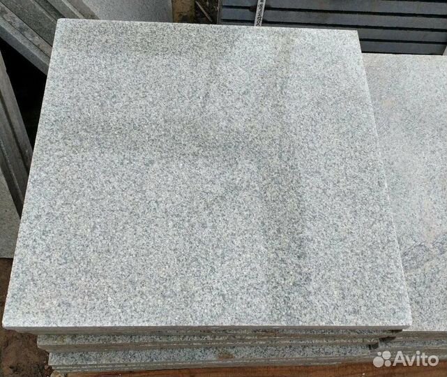 Гранитная плитка полированная Мансуровское