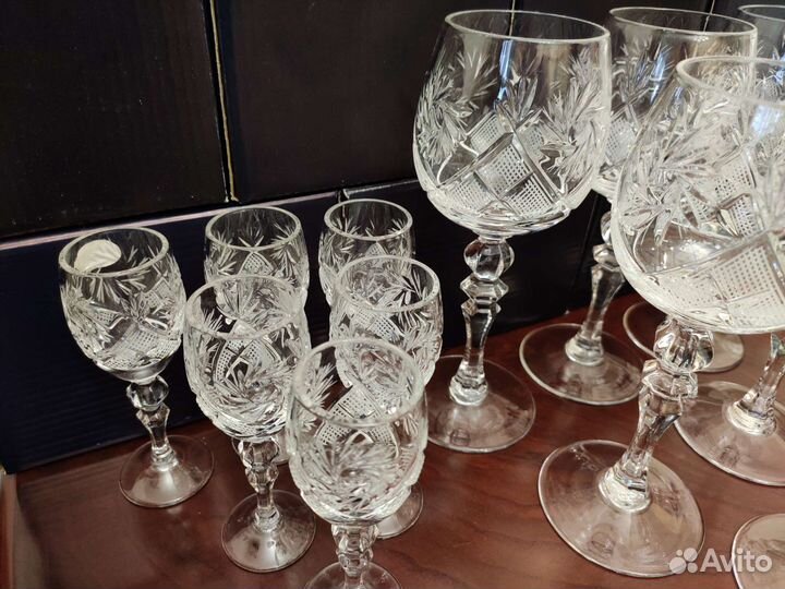 Фужеры, рюмки хрустальные