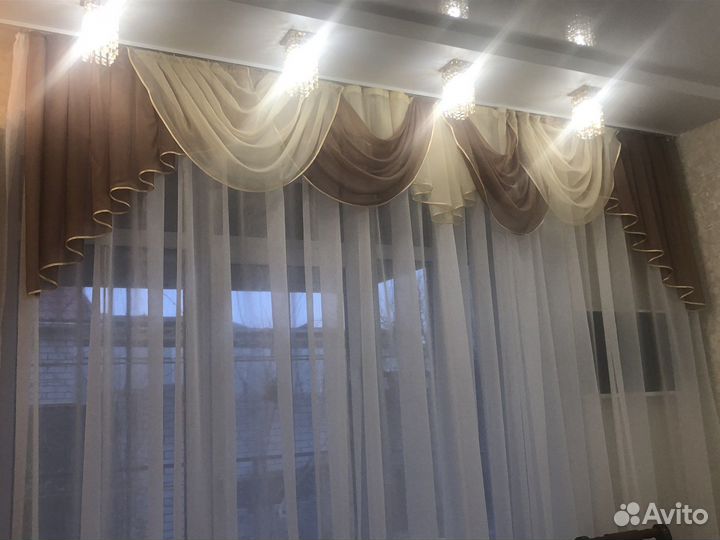 Ламбрекен 3 штуки новые не вешались