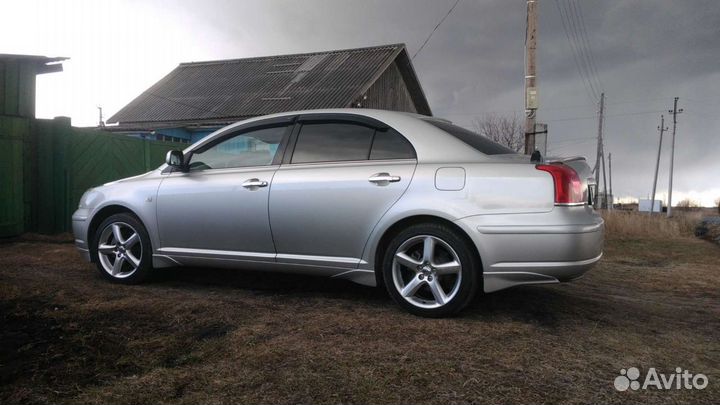 JDM накладки на Toyota Avensis T250