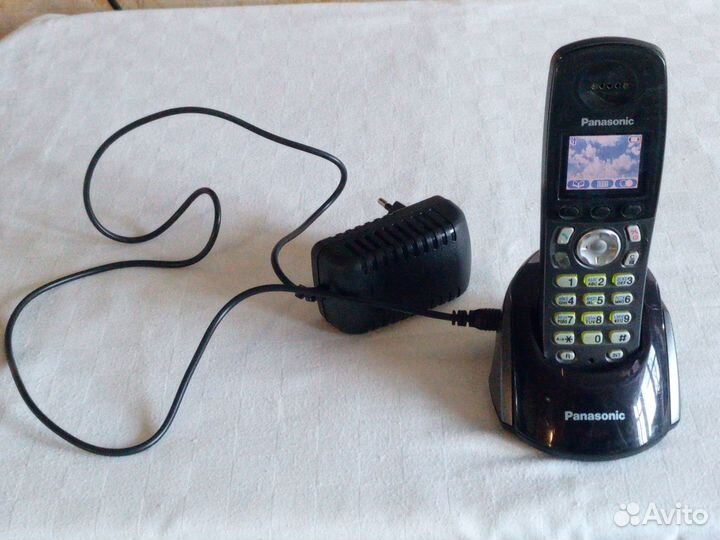 Стационарный телефон на 2 трубки