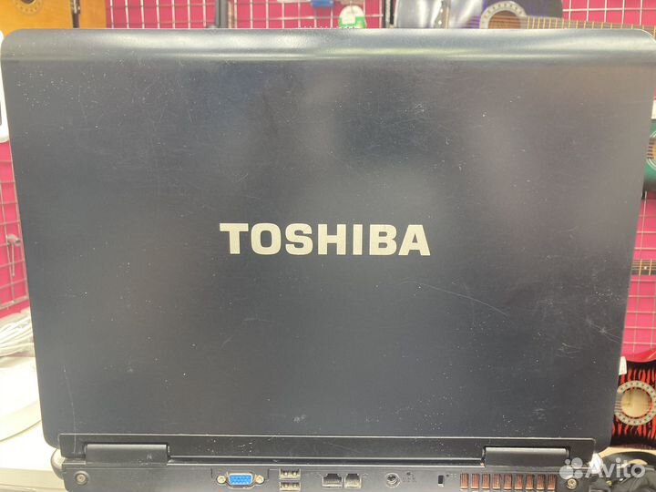 Ноутбук toshiba satellite L40-17T