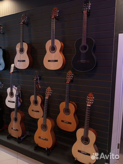 Классические гитары