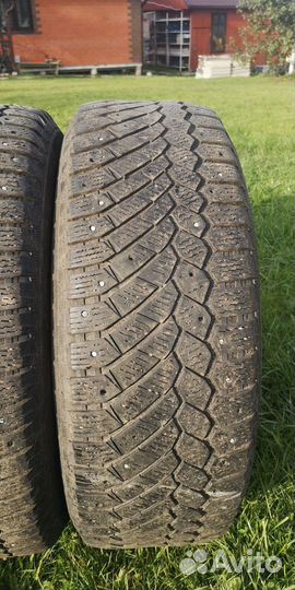 Continental Conti4x4IceContact 225/65 R17