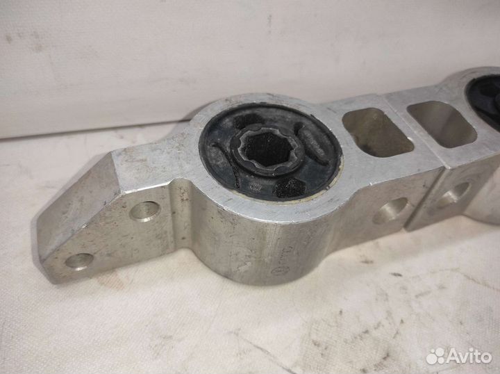 Сайлентблок переднего рычага A3/Octavia II/Golf