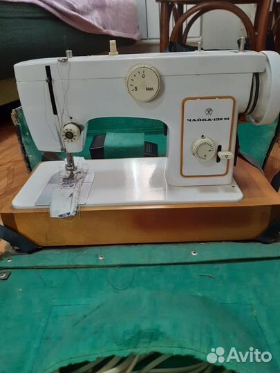 Швейная машина Чайка
