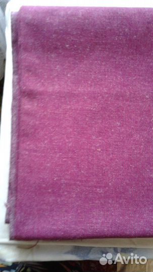 Отрез шерстяной ткани