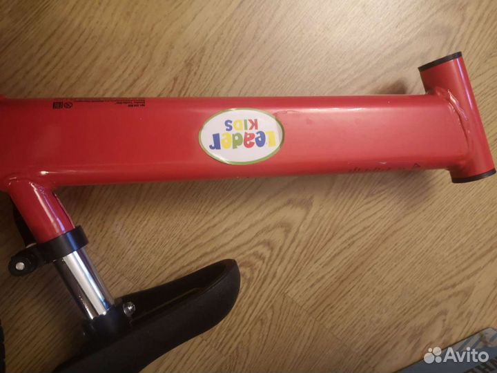Красный беговел Leader Kids