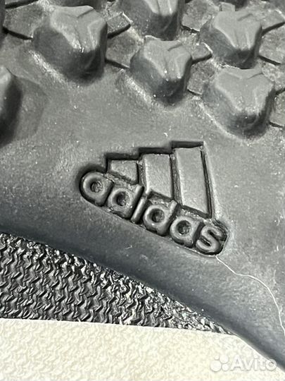 Футбольные бутсы adidas 39 размер