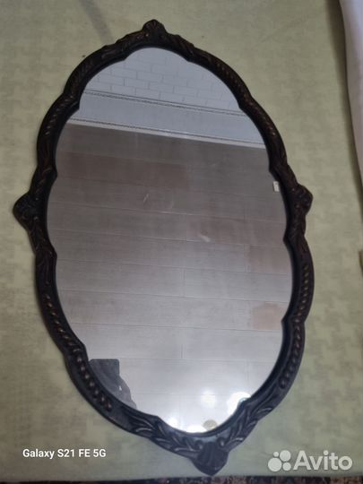 Зеркало овальное в раме