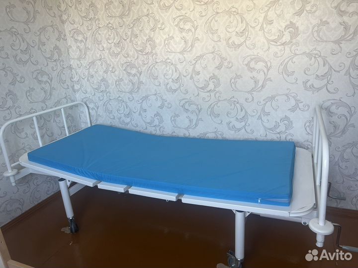 Матрас голубой Медиц поролоновый для лежачих