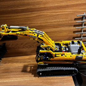 Экскаватор 8043 lego technic