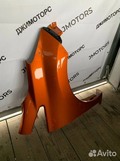 Крыло переднее правое Ниссан Ноут Е12 Note хэтчбек