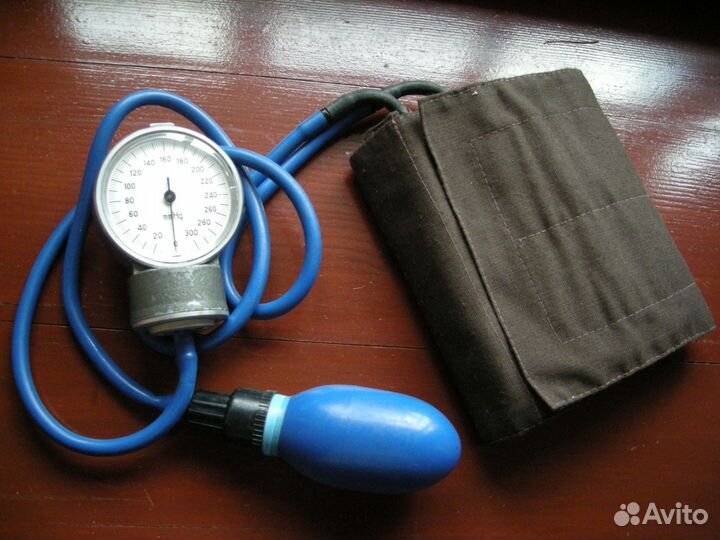 Тонометр пневматический медицинский