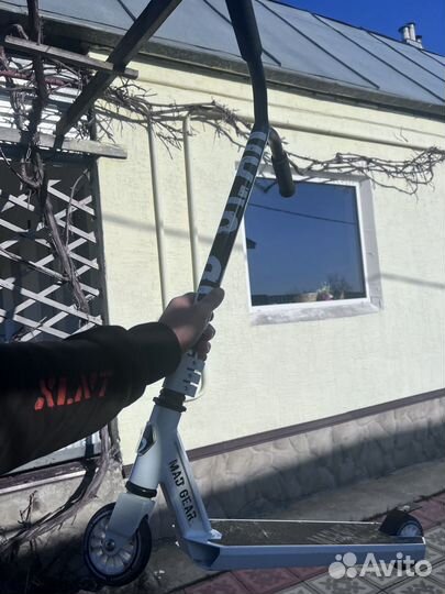 Самокат трюковой новый