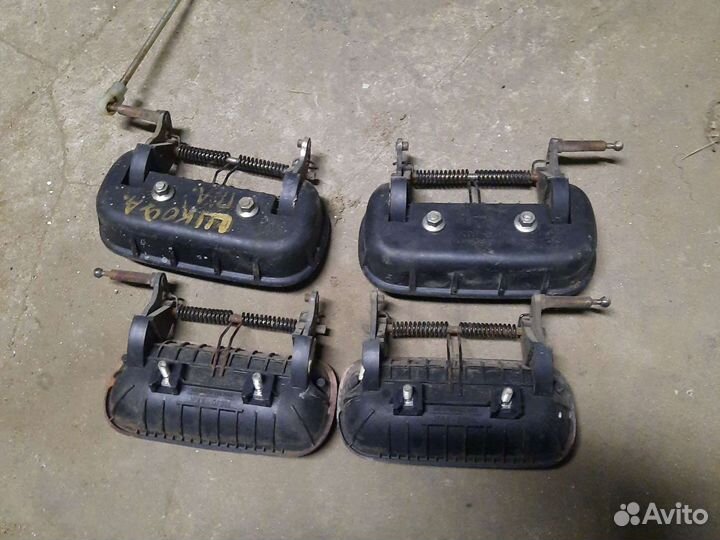 Наружная ручка двери Skoda Felicia