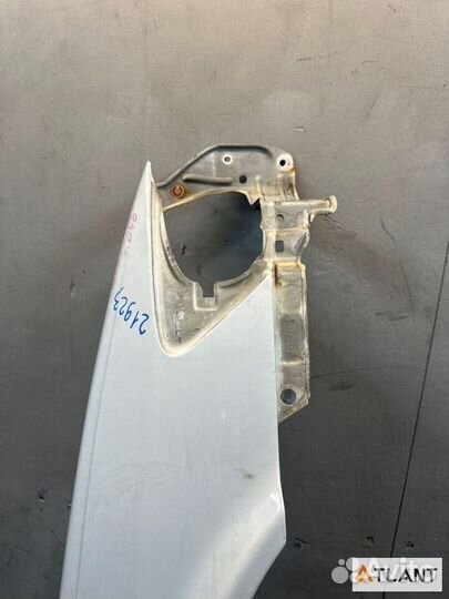 Крыло переднее правое toyota mark II qualis