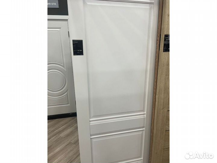 Двери межкомнатные белая с коробкой