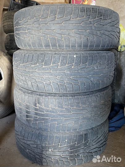 Nokian Tyres Hakkapeliitta R 235/60 R18