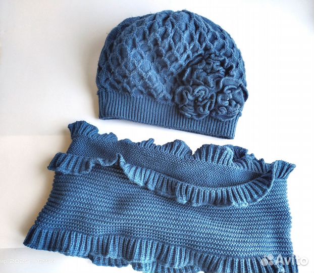 Женская шапка и берет с шарфами на весну