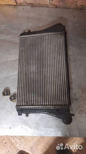Интеркулер Volkswagen Passat B6 2006 3C0145805F