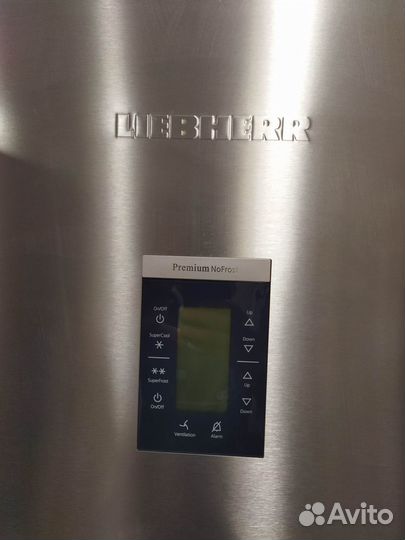 Продам холодильник liebherr