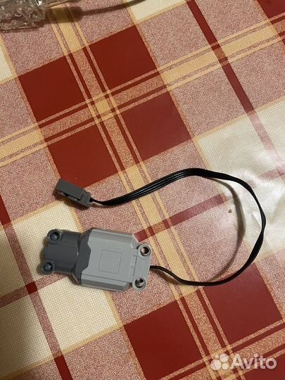 Большой мотор Лего 88003