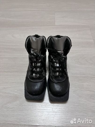 Ботинки лыжные spine 35