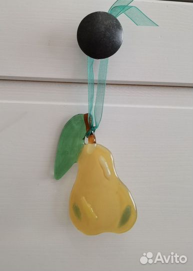 Фигурки из стекла на подвесе