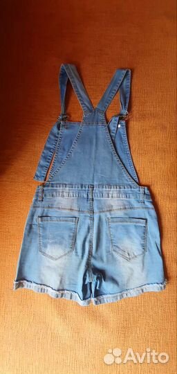 Джинсовая безрукавка и комбинезон