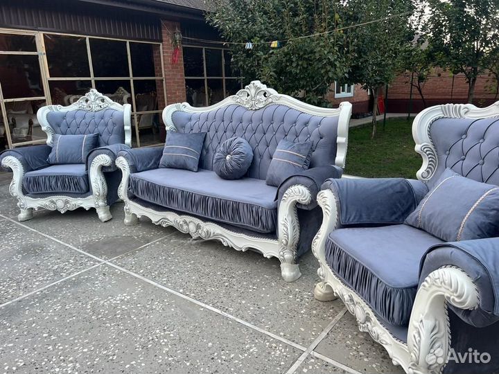 Мягкая тройка фараон