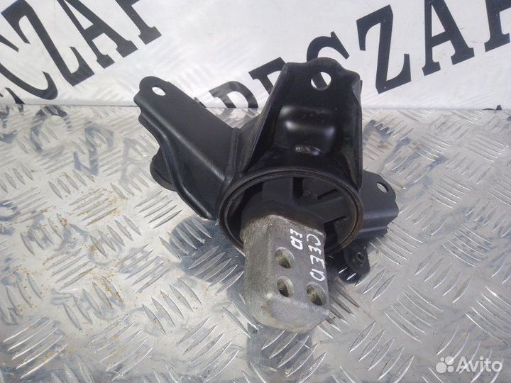 Опора двс Kia Ceed ED 06-12